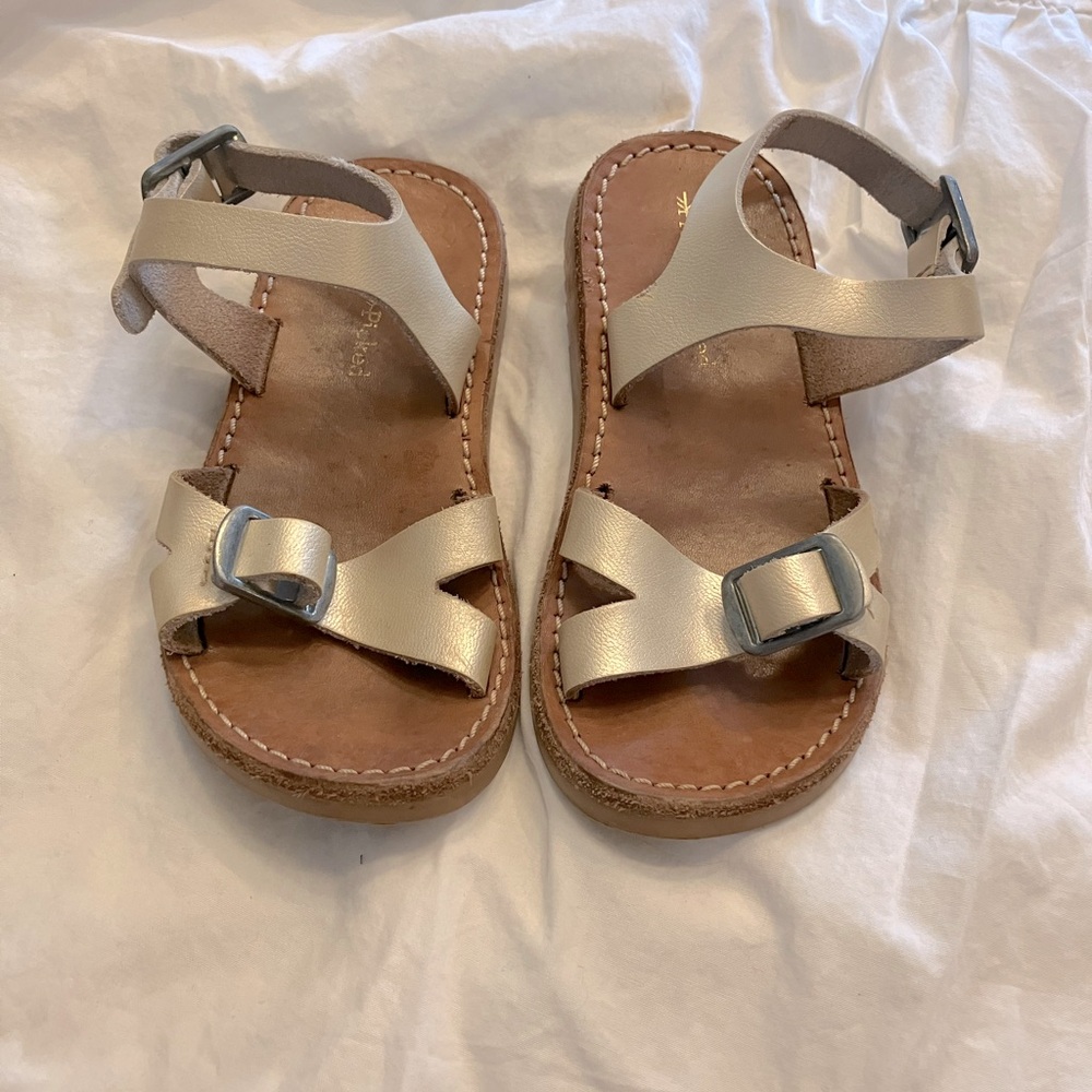 Freshly Picked Platinum Carmel Sandal Toddler size 6